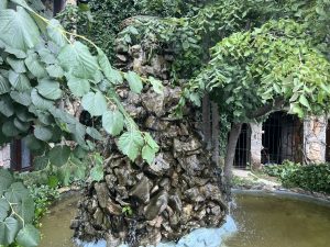 UK house prices plateau as competitive bidding disappears