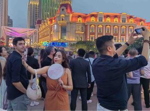 17 спасени филипински моряци са предадени