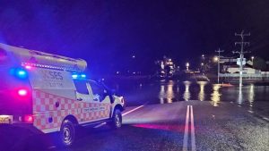 26 -годишната китайска жена в Австралия, след като е била пометена от водни води