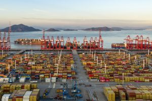 Китай желае да работи със САЩ по икономически и търговски въпроси