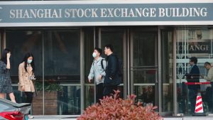 Китай съкращава времето за изчакване за губещи технологични фирми, търсещи рефинансиране, набиране на средства