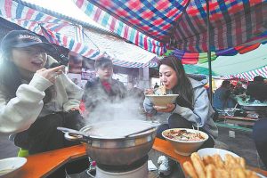 Сутрешните пазари вдъхват нова жизненост на градския туризъм